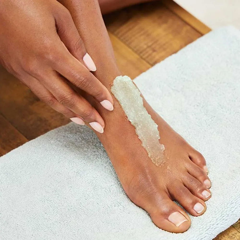 CND Hand & Fuß|PRO Skin Exfoliating Sea Salt Scrub Pedi 532 ml