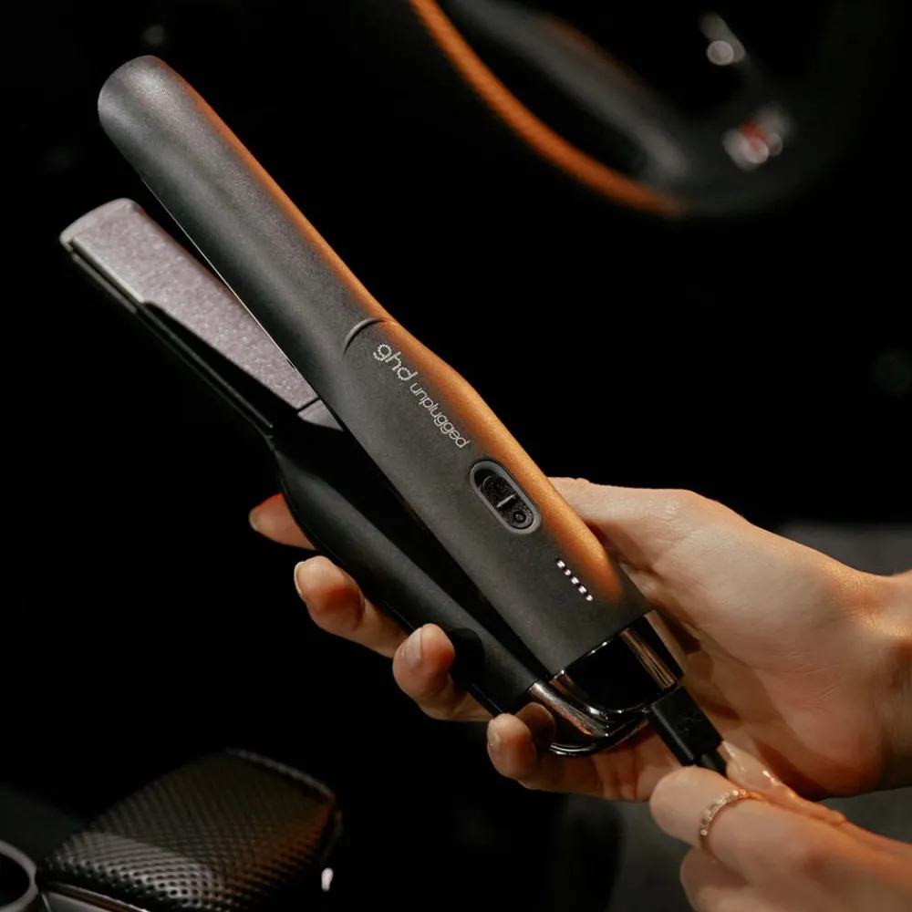ghd Glätteisen|Glätteisen^unplugged Pflegeset Black