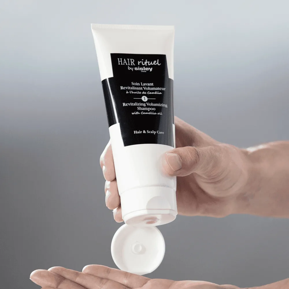 Hair Rituel by Sisley Shampoo^Soin Lavant Revitalisant Volumateur à l'huile de Camélia 200 ml