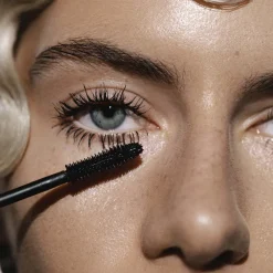 MÁDARA Deep Matter Volumen Wimperntusche 6 ml-Madara New