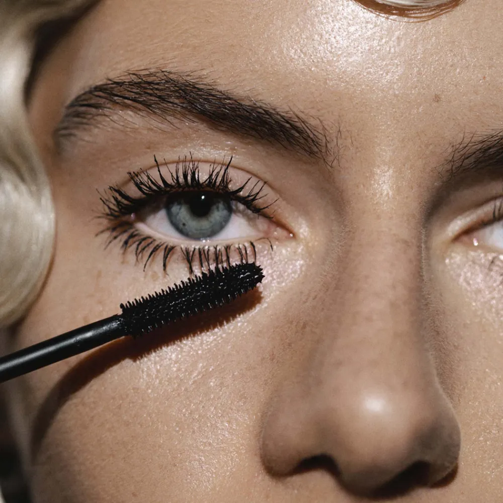 MÁDARA Deep Matter Volumen Wimperntusche 6 ml-Madara New