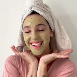 Teaology Hagel Nature|Hautverjüngung|Golden Matcha Firming Glowing Mask 100 ml